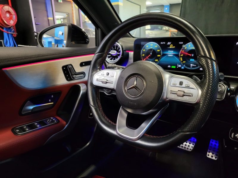 MERCEDES CLASSE A 250E  AMG LINE / TOIT OUVRANT / ECLAIRAGE AMBIANCE / PACK PREMIUM PLUS 