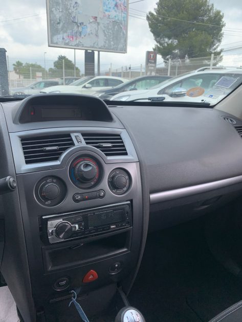 RENAULT MEGANE 1.5 DCI - 8V TURBO