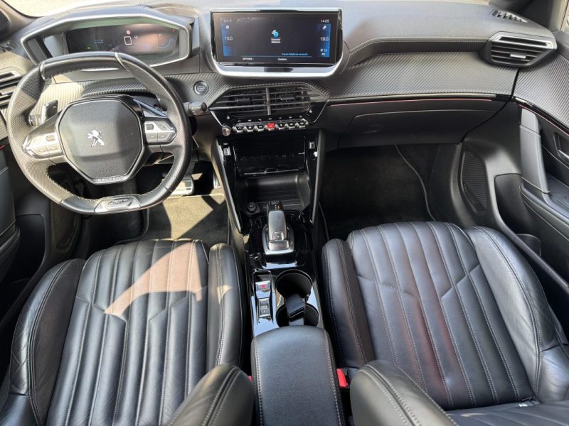PEUGEOT 208 1.2 PureTech 130 SS EAT8 GT Line - Distribution OK