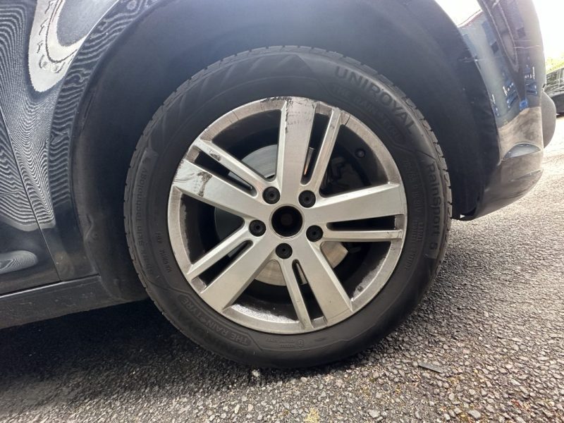 VOLKSWAGEN TOURAN 1.4 TSI 150ch