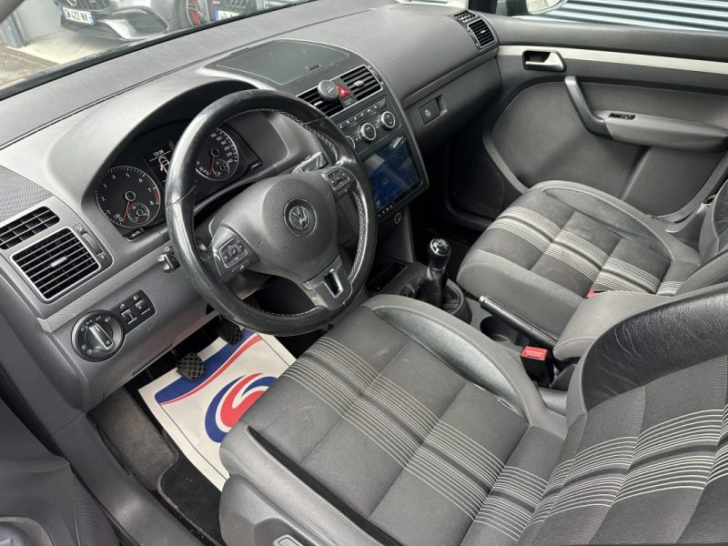 VOLKSWAGEN TOURAN 1.4 TSI 150ch