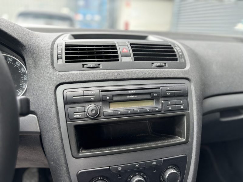 SKODA OCTAVIA 1.6 TDI 105cv 