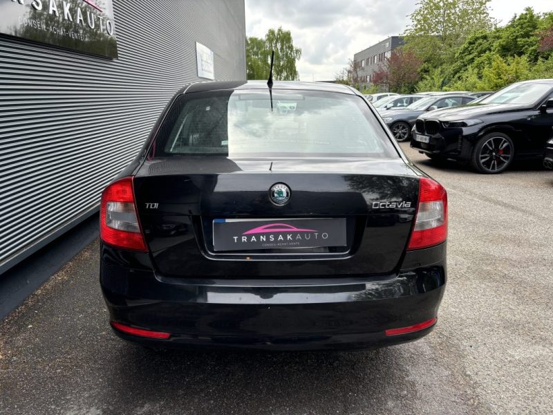 SKODA OCTAVIA 1.6 TDI 105cv 