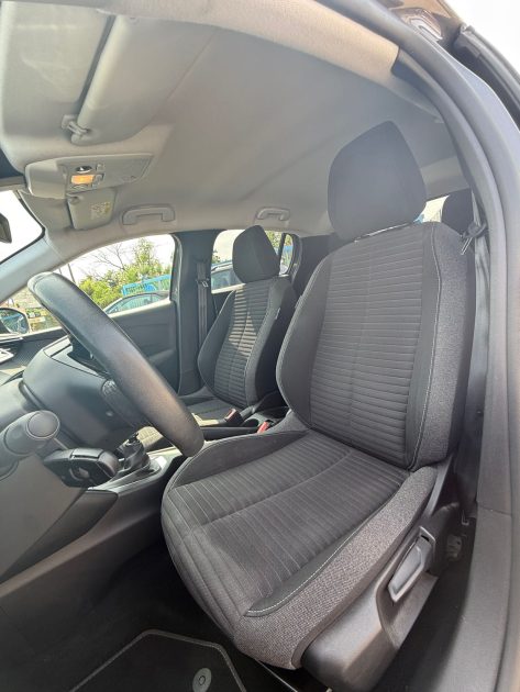 PEUGEOT 208 STYLE HDI 100