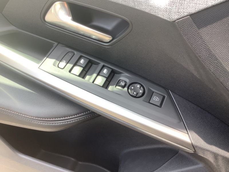 Peugeot 3008 Hybrid 145 e-DCS6 Allure