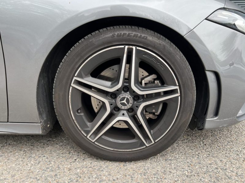 MERCEDES-BENZ Classe A 220 d 2.0 190cv 8G-DCT AMG LINE 