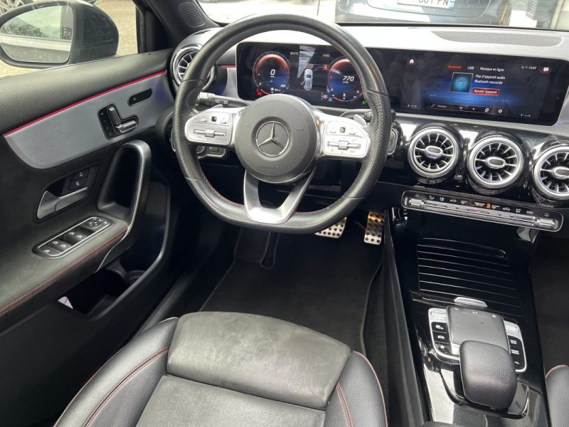 MERCEDES-BENZ Classe A 220 d 2.0 190cv 8G-DCT AMG LINE 