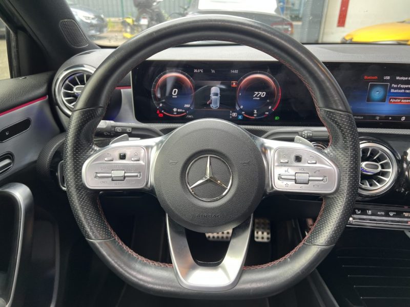MERCEDES-BENZ Classe A 220 d 2.0 190cv 8G-DCT AMG LINE 