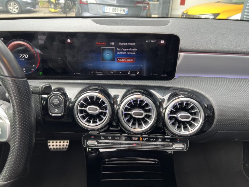 MERCEDES-BENZ Classe A 220 d 2.0 190cv 8G-DCT AMG LINE 