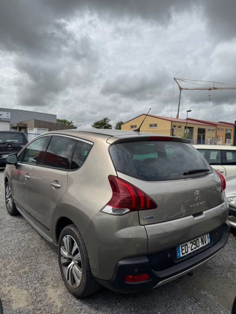 PEUGEOT 3008 2016