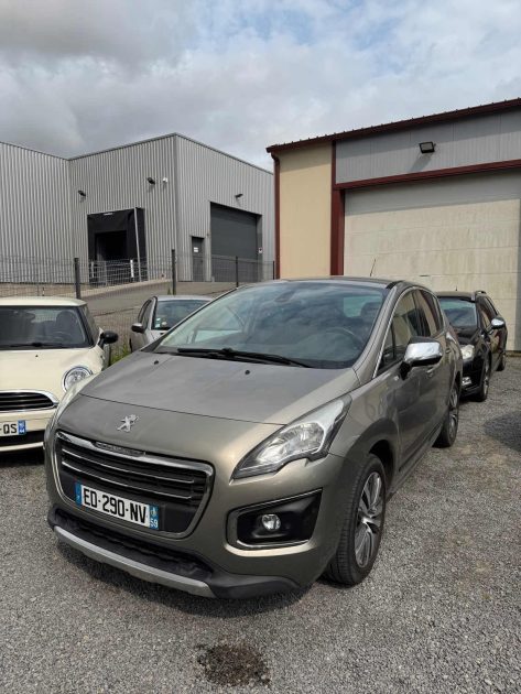 PEUGEOT 3008 2016