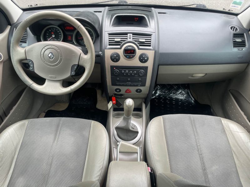 RENAULT MEGANE II 1.6i 115CV