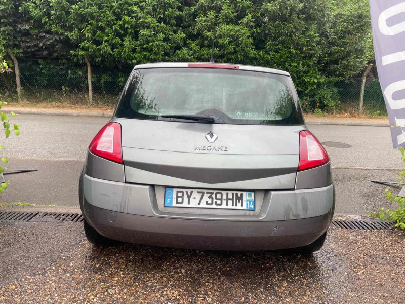 RENAULT MEGANE II 1.6i 115CV