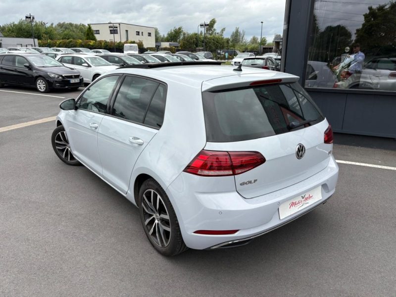 VOLKSWAGEN GOLF 2017