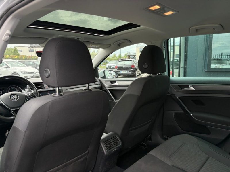 VOLKSWAGEN GOLF 2017