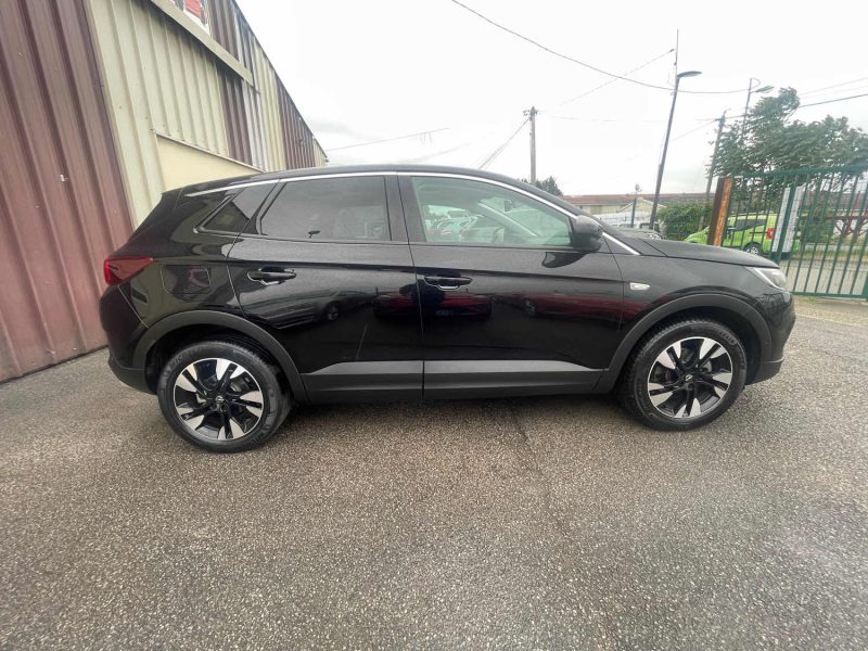 OPEL GRANDLAND X 2018 1.2i - 130CV BOITE AUTOMATIQUE CRIT'AIR 1 