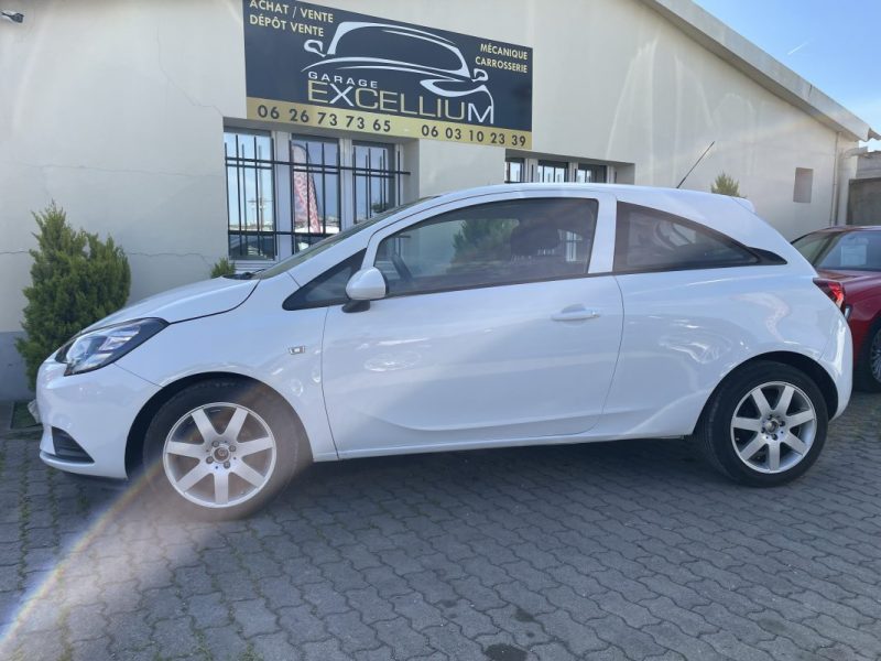 OPEL CORSA 2015