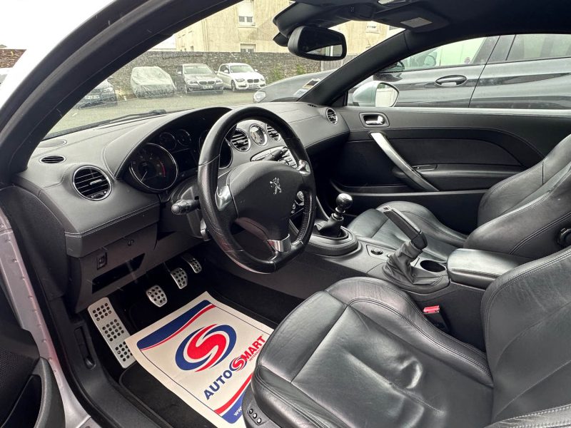 PEUGEOT RCZ 2L HDI GARANTIE REVISÉ