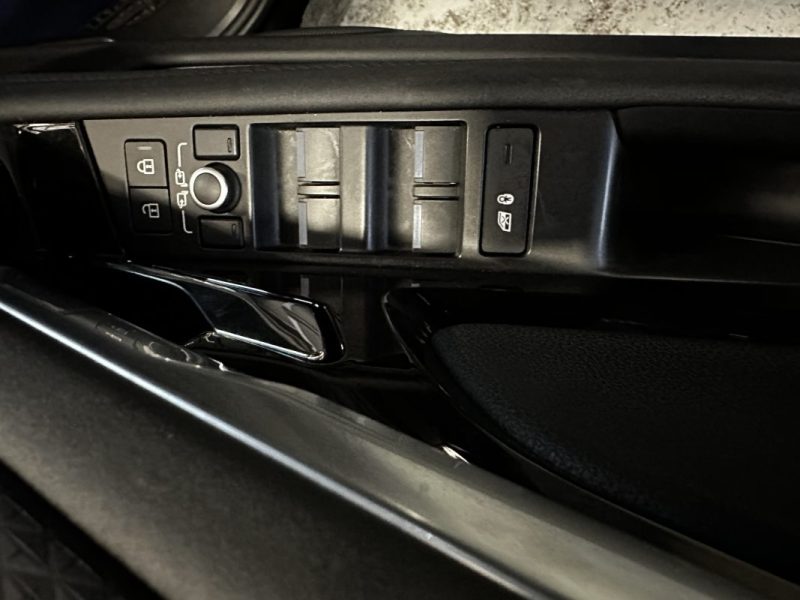 Evoque II P300e PHEV 200 BVA8 AWD