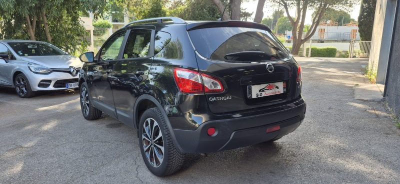Nissan Qashqai 1.5 dCi 110cv phase 2 Connect, *Clim auto*, *Caméra 360°*, *Toit panoramique*