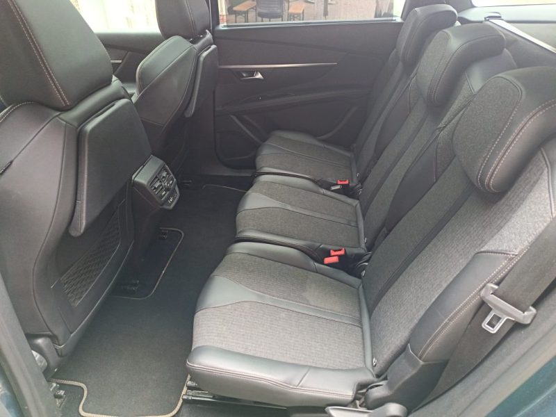 PEUGEOT 5008 1.5 HDI 130CH EAT8