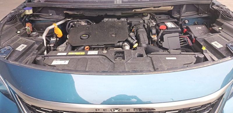 PEUGEOT 5008 1.5 HDI 130CH EAT8