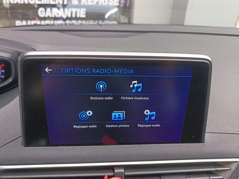 PEUGEOT 5008 1.5 HDI 130CH EAT8