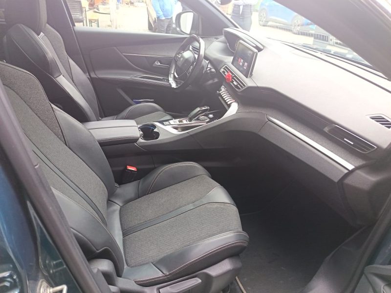 PEUGEOT 5008 1.5 HDI 130CH EAT8