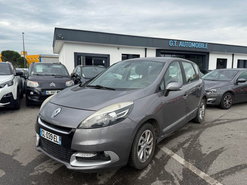 RENAULT MEGANE SCENIC 2012