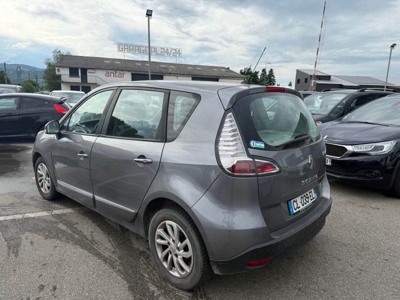 RENAULT MEGANE SCENIC 2012