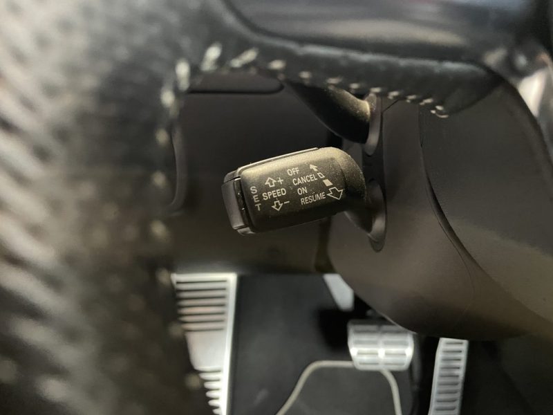 AUDI TTRS 2.5 TFSI 340 QUATTRO S-TRONIC / Française / Gris Suzuka