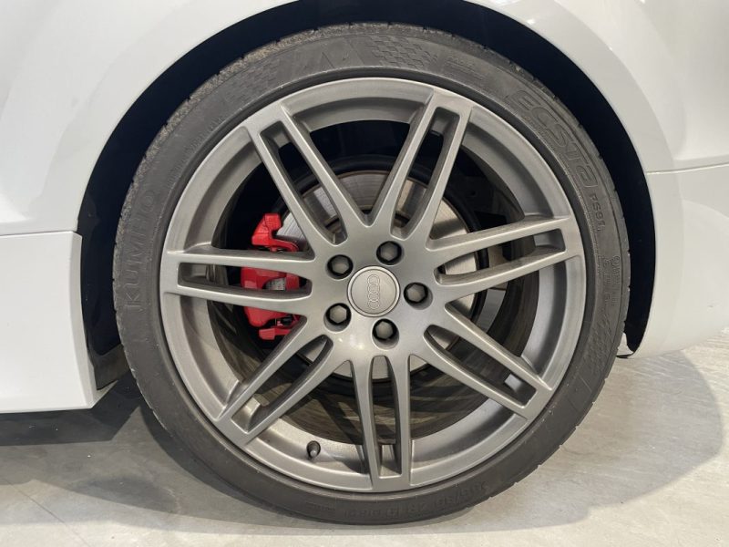 AUDI TTRS 2.5 TFSI 340 QUATTRO S-TRONIC / Française / Gris Suzuka