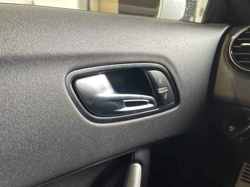 AUDI TTRS 2.5 TFSI 340 QUATTRO S-TRONIC / Française / Gris Suzuka