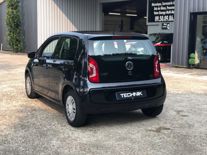 VOLKSWAGEN UP! 2014