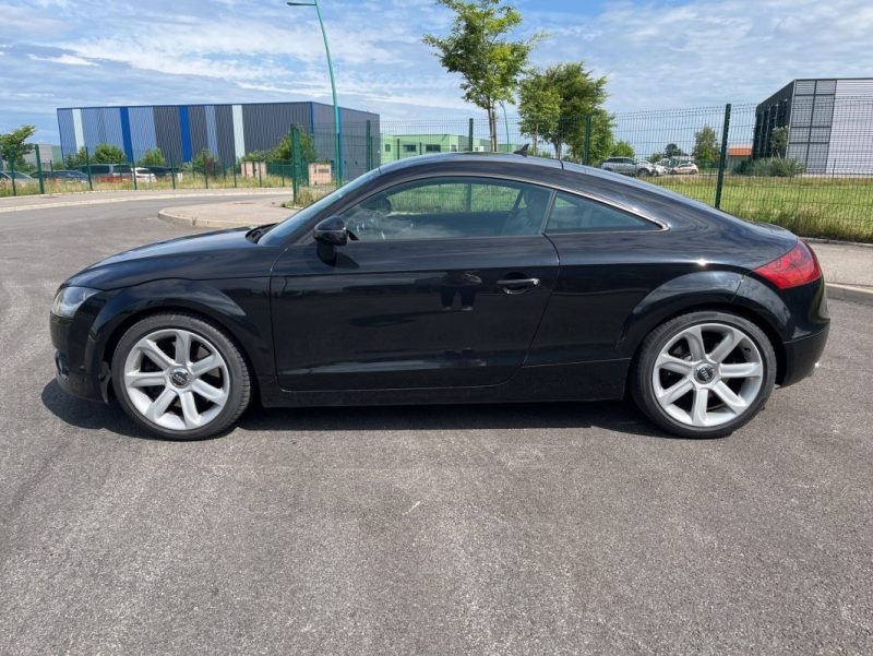 AUDI TT 3.2 L V6 QUATTRO 250 ch S-Tronic