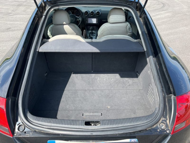 AUDI TT 3.2 L V6 QUATTRO 250 ch S-Tronic