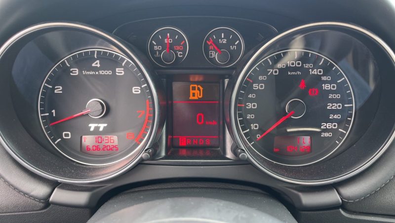 AUDI TT 3.2 L V6 QUATTRO 250 ch S-Tronic