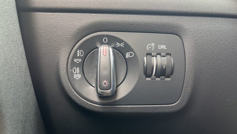 AUDI TT 3.2 L V6 QUATTRO 250 ch S-Tronic