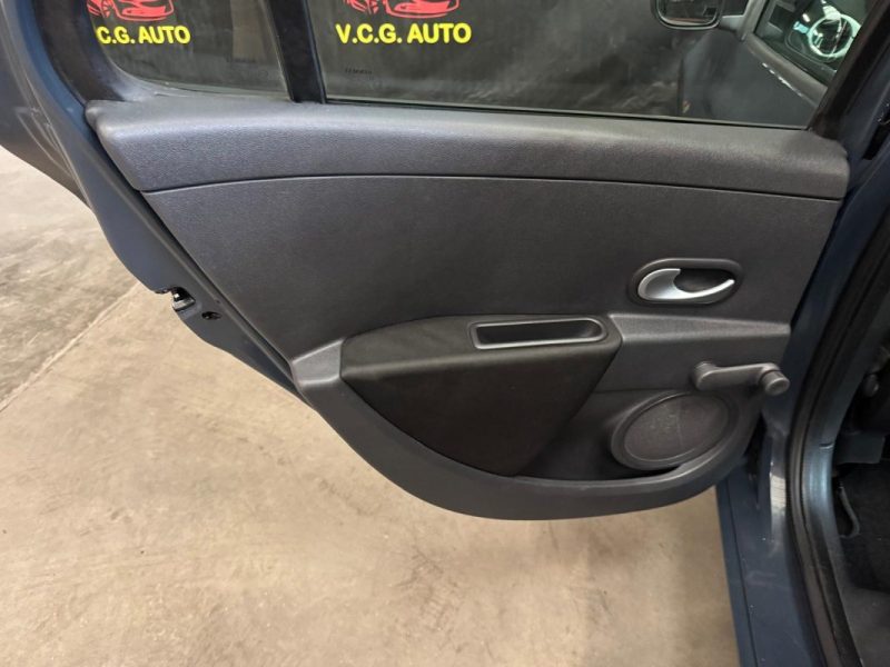 RENAULT CLIO ESTATE 1.5 DCI 90 Expression 