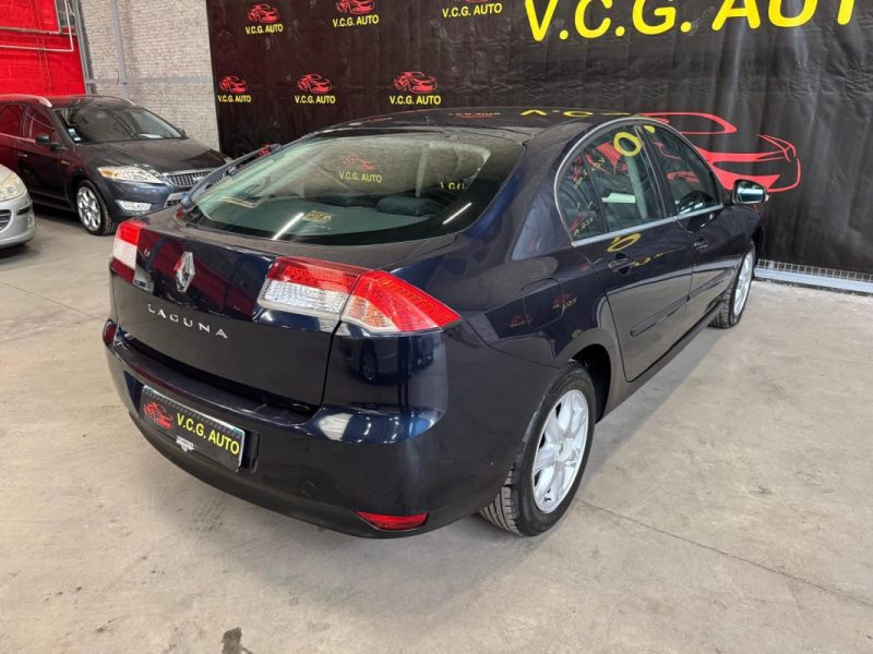 RENAULT LAGUNA 2.0i 140 Dynamique 