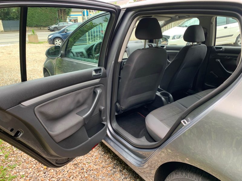 VOLKSWAGEN GOLF 2007 1.9 TDI 