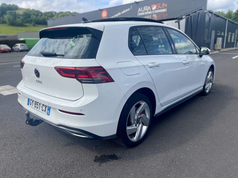 Volkswagen GOLF 8 GTE 245 Ch - Toit ouvrant - Attelage électrique - Garantie 12 Mois sur toue la Fra