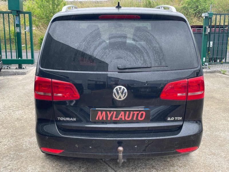 VOLKSWAGEN TOURAN 2012