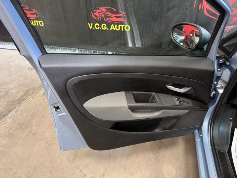 FIAT PUNTO 1.2i 65 Dynamic