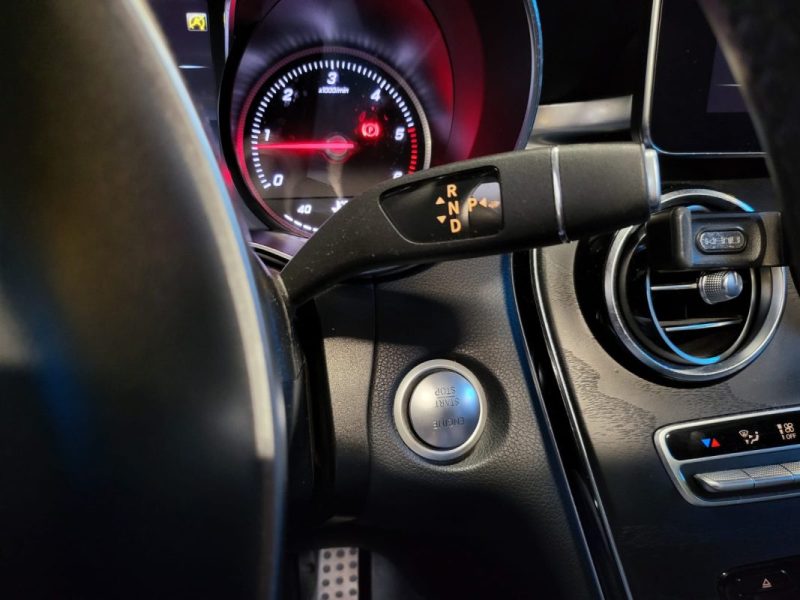 MERCEDES CLASSE GLC 250D FASCINATION 4MATIC / TOIT OUVRANT / CAMERA DE RECUL / SUIVI COMPLET MER