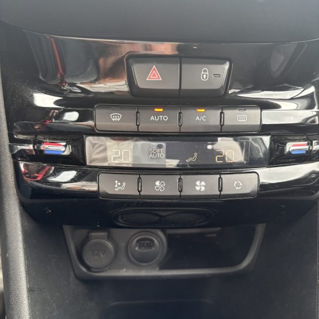 PEUGEOT 1.5 BLUE HDI ALLURE GRIP CONTROL CAMERA GARANTIE 12 MOIS