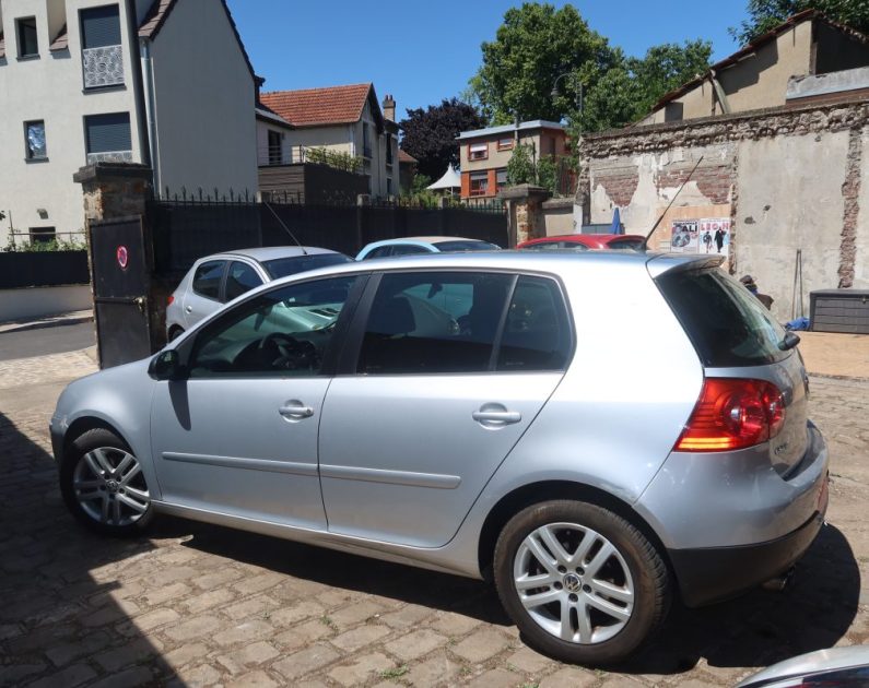 VOLKSWAGEN GOLF 2006