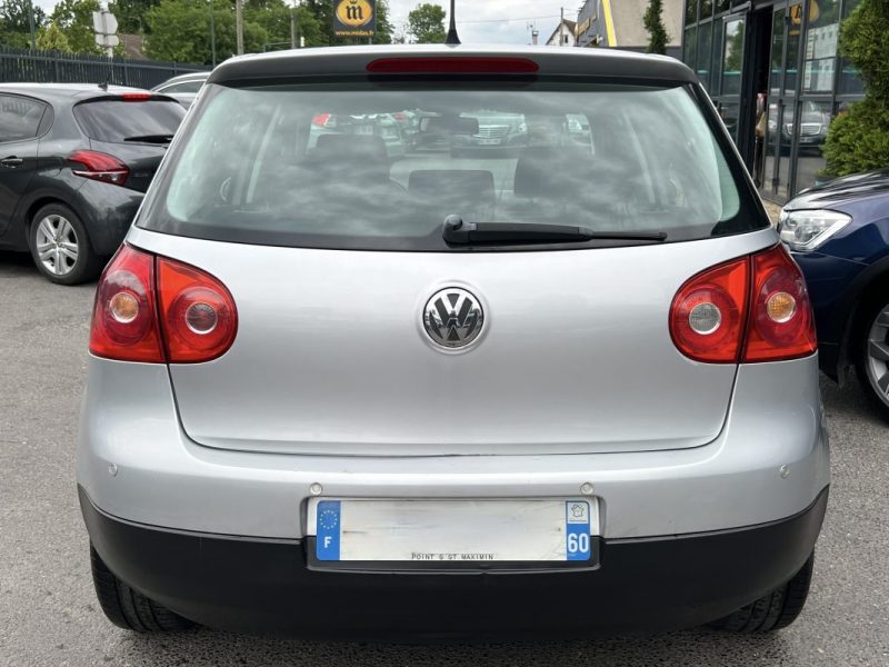 VOLKSWAGEN GOLF 5 V 1.6 FSI 102 Cv BOITE AUTOMATIQUE 5 PORTES - GARANTIE 1 AN