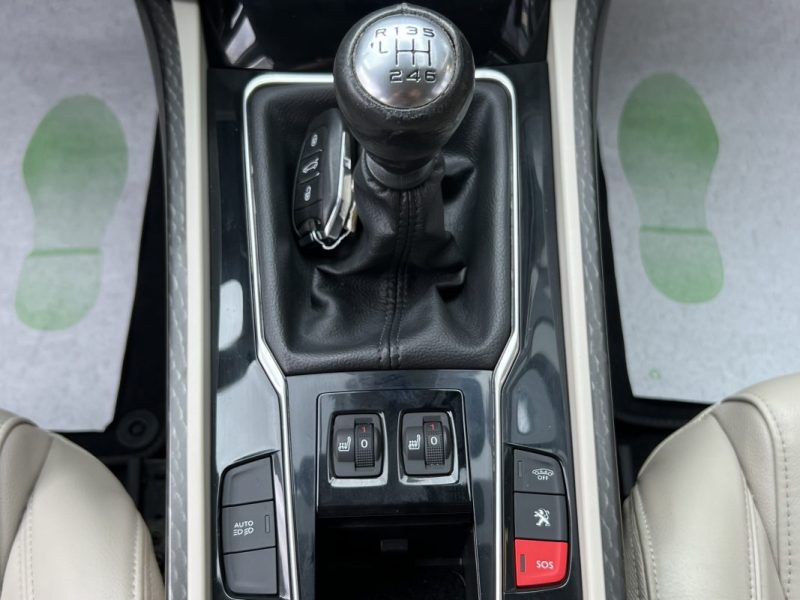 PEUGEOT 508 PHASE 2 FELINE HYBRID 2.0 BLUE HDI 150 Cv GPS CUIR 84 100 Kms BVM6 - GARANTIE 1 AN