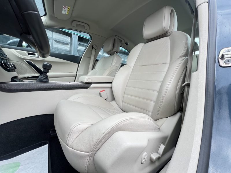 PEUGEOT 508 PHASE 2 FELINE HYBRID 2.0 BLUE HDI 150 Cv GPS CUIR 84 100 Kms BVM6 - GARANTIE 1 AN